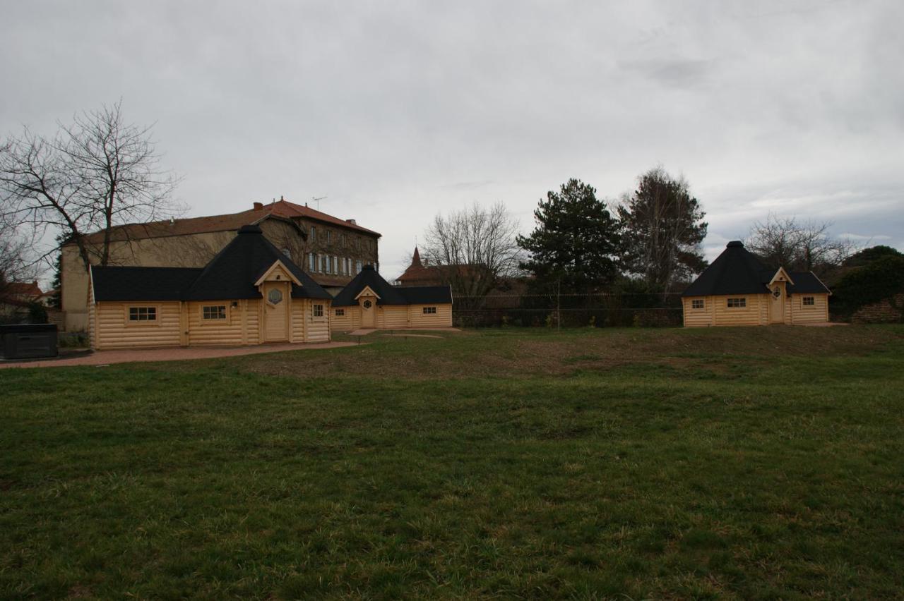 Les Cabanes Du Grand Nord Pradines  Экстерьер фото