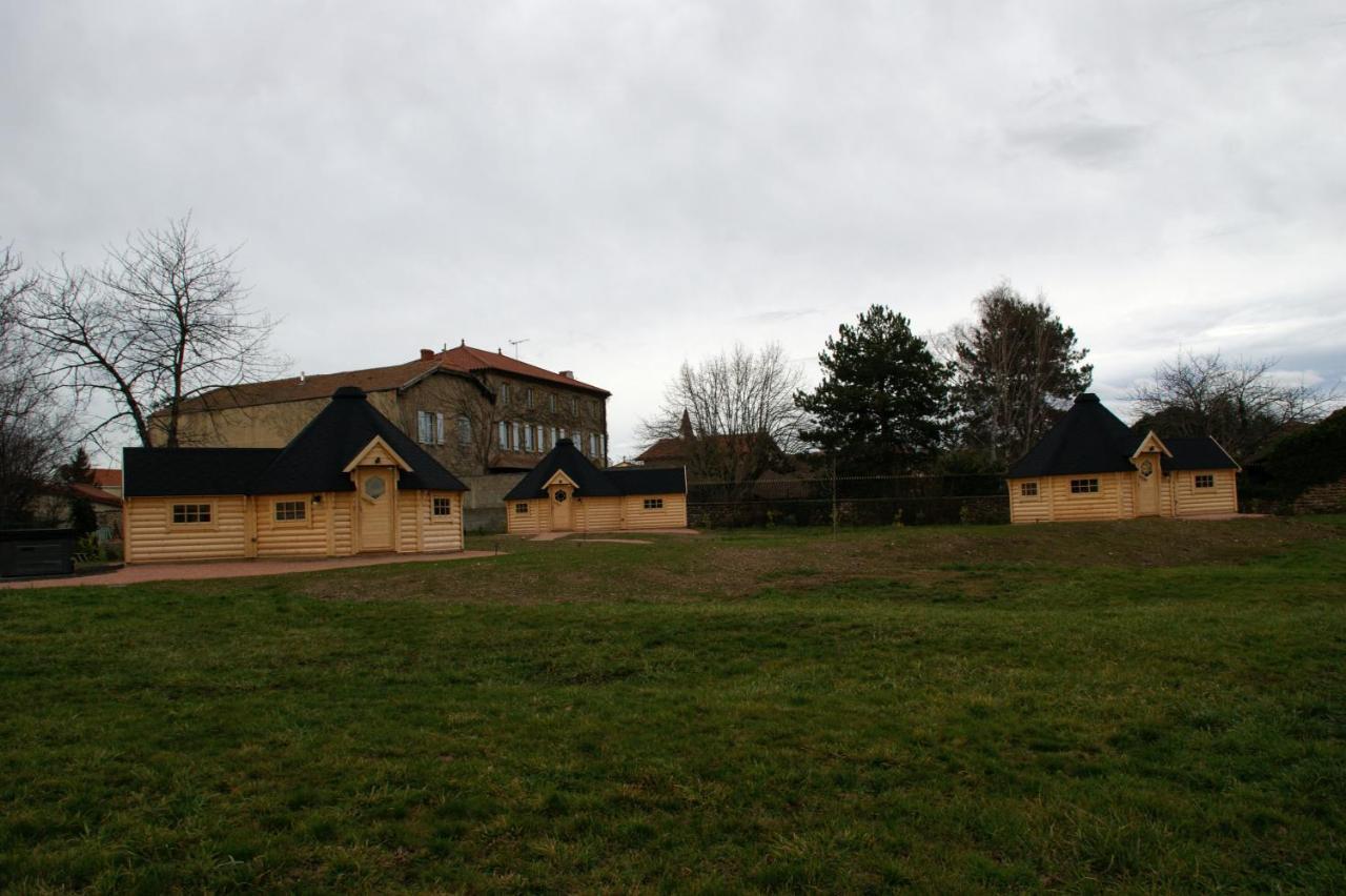 Les Cabanes Du Grand Nord Pradines  Экстерьер фото