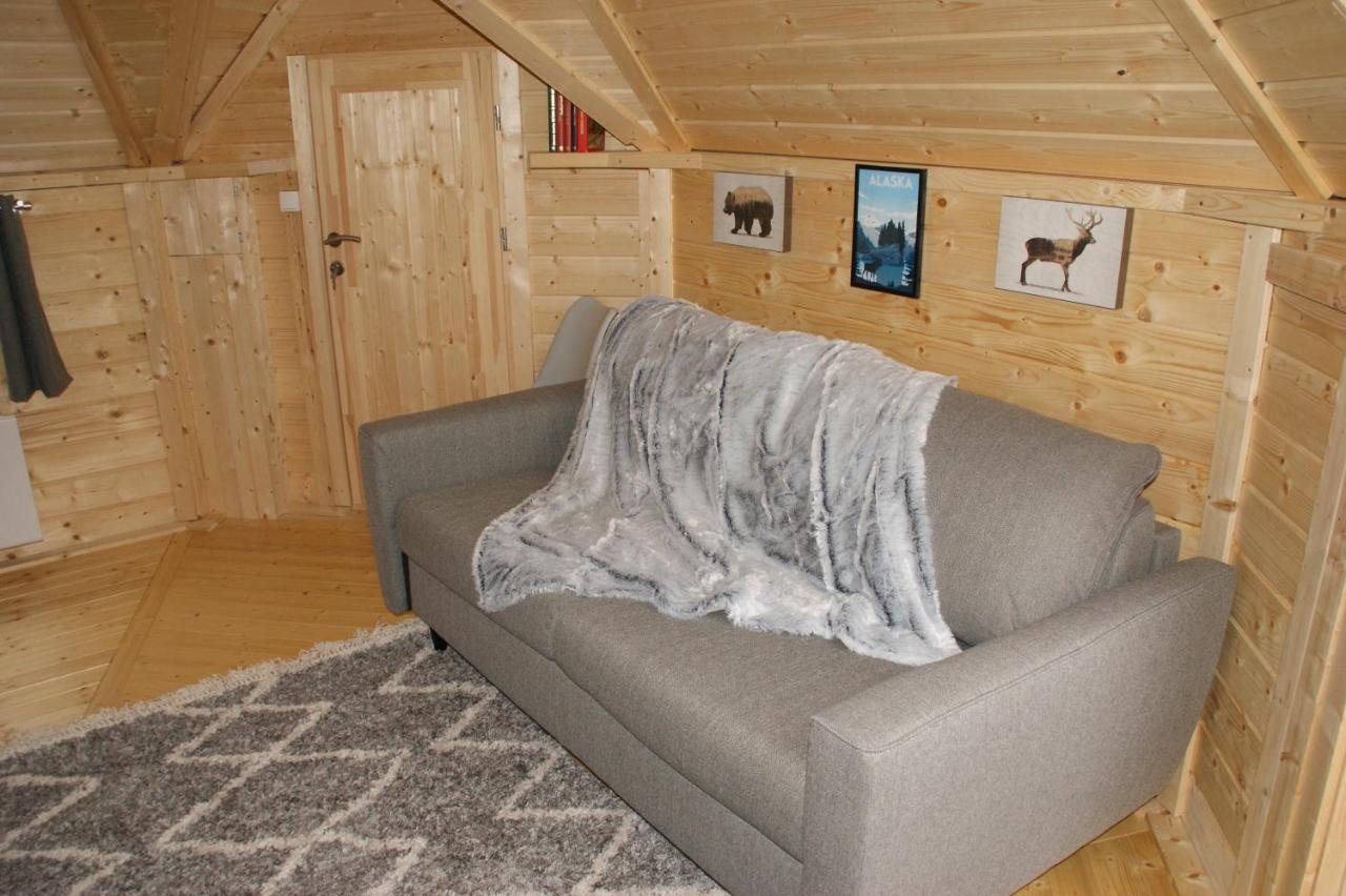 Les Cabanes Du Grand Nord Pradines  Экстерьер фото