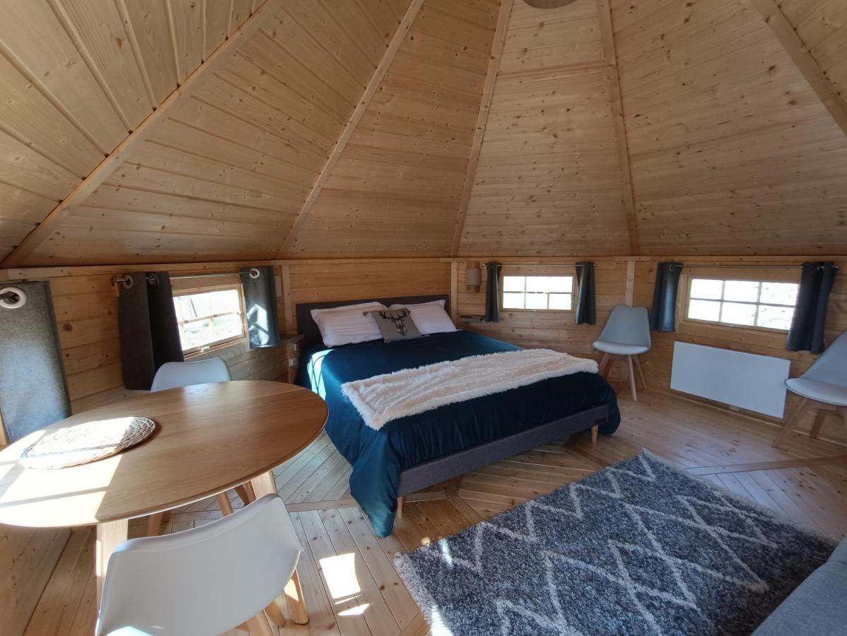 Les Cabanes Du Grand Nord Pradines  Экстерьер фото