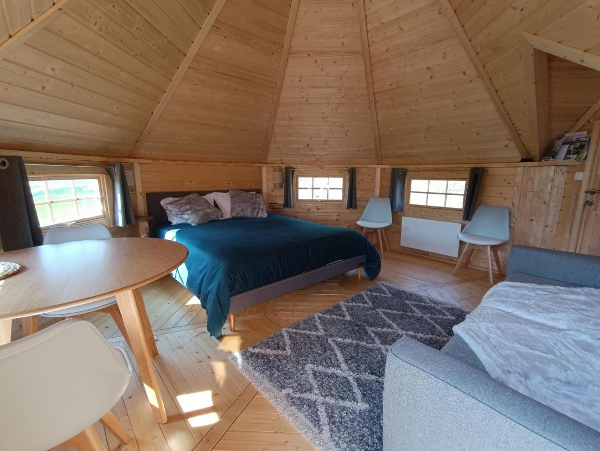 Les Cabanes Du Grand Nord Pradines  Экстерьер фото